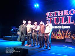 End of the concert.....  Salute Istanbul... 05.12.2015  by  Bora Cetin